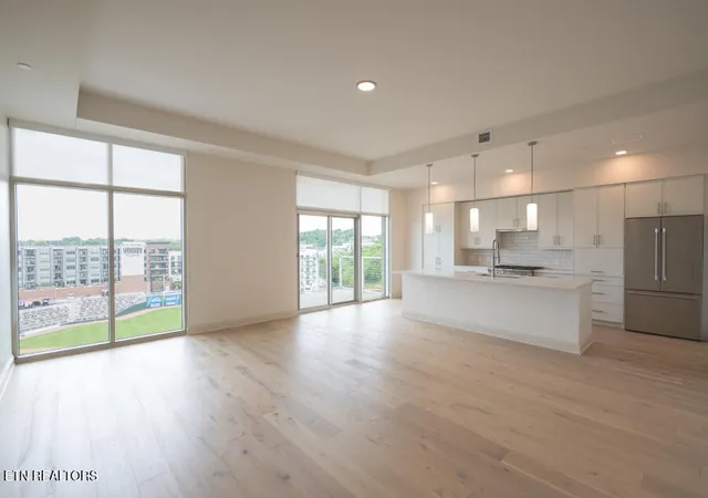 Photo 2 of Condo for sale at 122 Stadium Way #712, Knoxville, TN 37915 | MLS# 1333128 | Listing updated on 2026-08-17