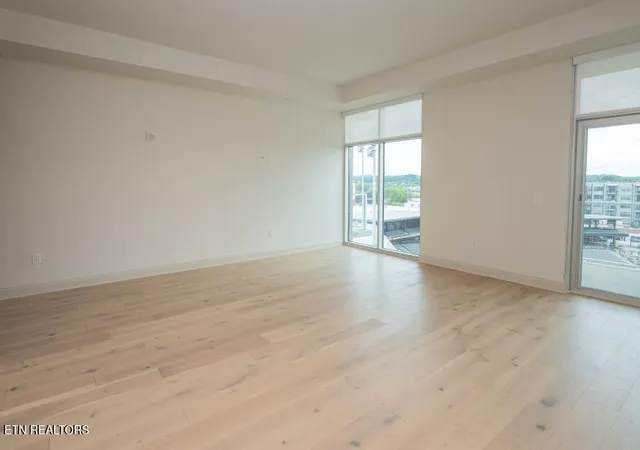 Photo 4 of Condo for sale at 122 Stadium Way #712, Knoxville, TN 37915 | MLS# 1333128 | Listing updated on 2026-08-17