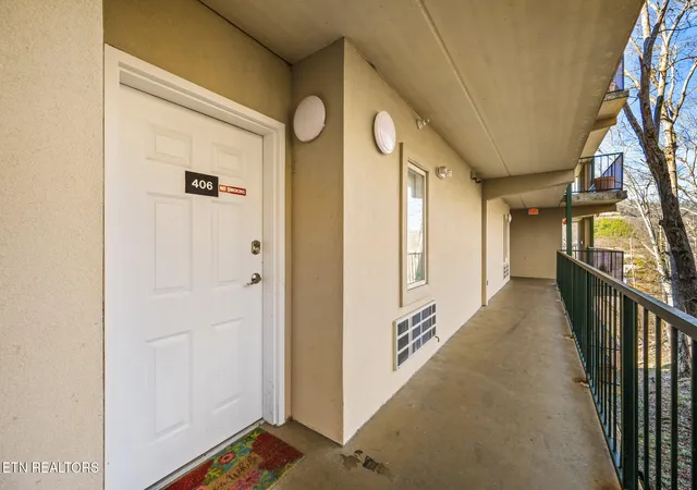 Homes for sale in Gatlinburg, TN | 413 Baskins Creek Rd #406, Gatlinburg, TN 37738 | MLS# 1333198