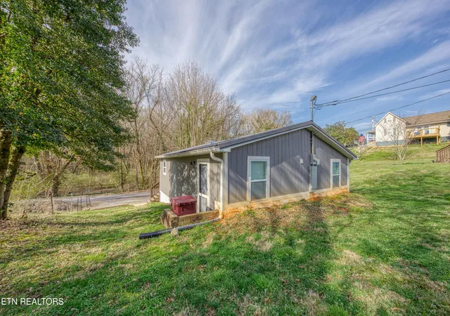 5th image of 703 N D St, Lenoir City, TN 37771 | MLS# 1333226