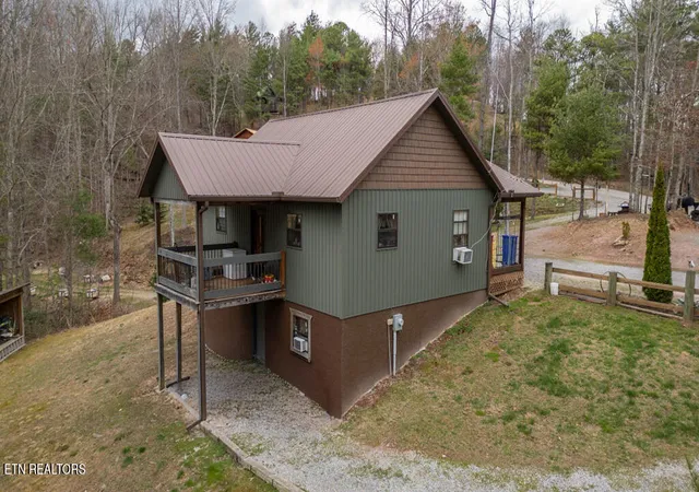 Homes for sale in Tellico Plains, TN | 2688 Rafter Rd, Tellico Plains, TN 37385 | MLS# 1333240
