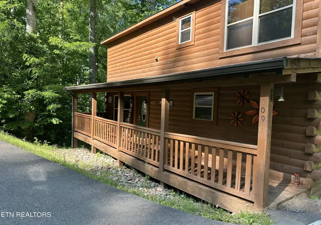 3rd image of 109 Laurel Wy, Gatlinburg, TN 37738 | MLS# 1334112