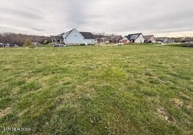 Homes for sale in Loudon, TN | 126 Cape Lookout Lgt, Loudon, TN 37774 | MLS# 1333599