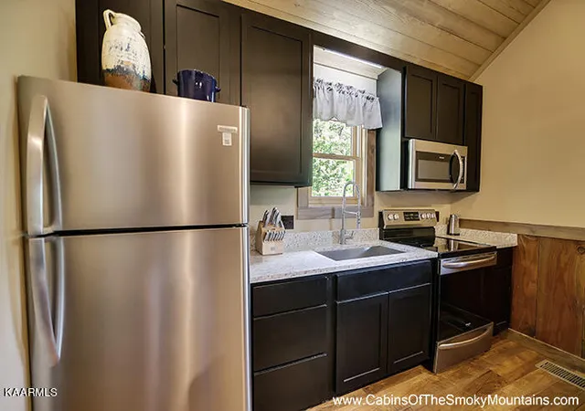 4th image of 4228 Wears Valley Rd #UNIT 171, Sevierville, TN 37862 | MLS# 1334184