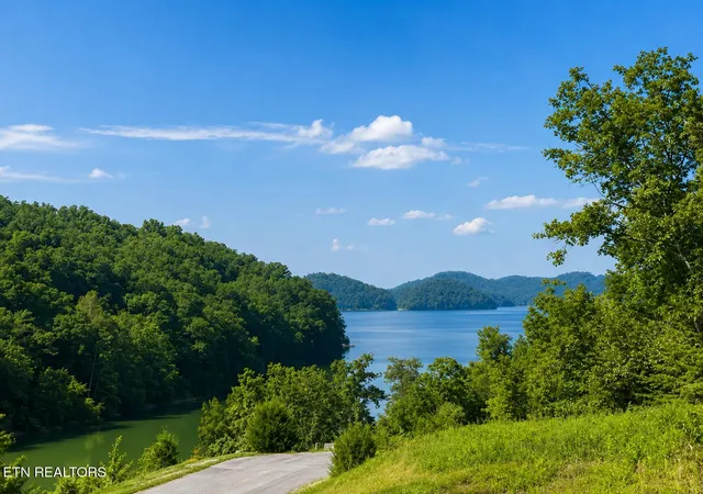 Homes for sale in Dandridge, TN | Lot 10 Stone Cove Wy, Dandridge, TN 37725 | MLS# 1333590