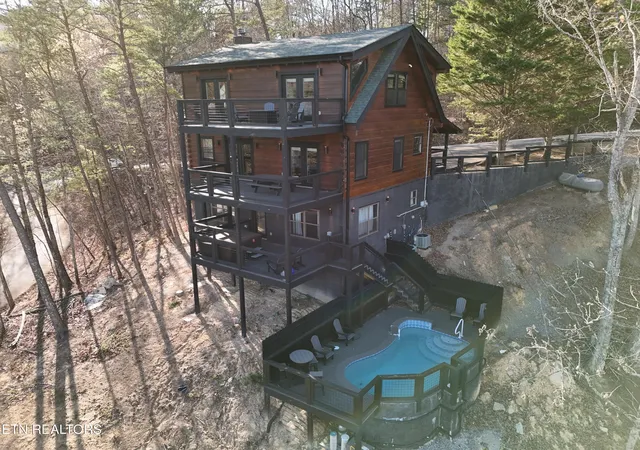 Photo 4 of Single family home for sale at 772 Lloyd Huskey Rd, Pigeon Forge, TN 37863 | MLS# 1336518 | Listing updated on 2026-07-20