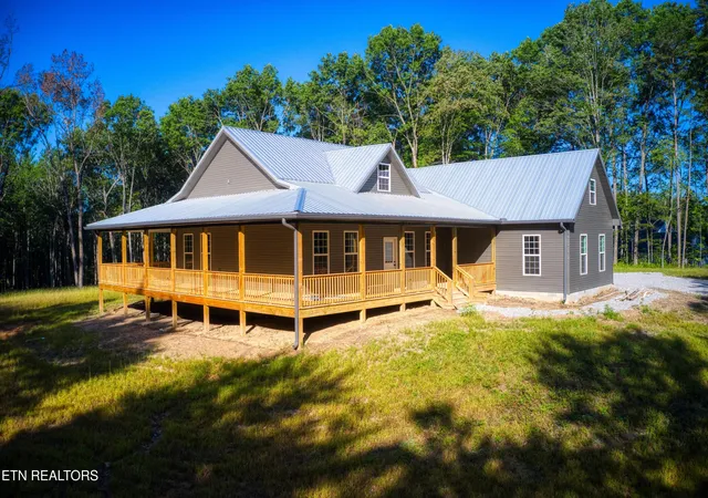 Homes for sale in Jamestown, TN | 1230 Darrow Ridge Rd, Jamestown, TN 38556 | MLS# 1334251