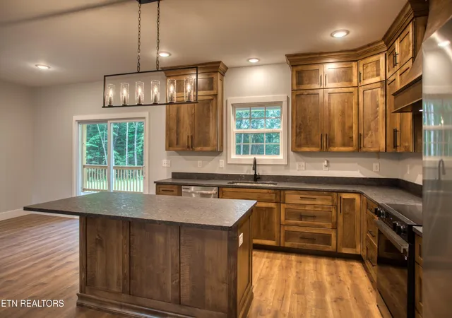 Homes for sale in Jamestown, TN | 1230 Darrow Ridge Rd, Jamestown, TN 38556 | MLS# 1334251