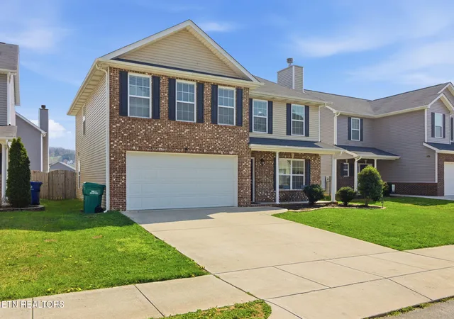 Photo 3 of Single family home for sale at 7451 Lucky Clover Ln, Knoxville, TN 37931 | MLS# 1334871 | Listing updated on 2026-09-18