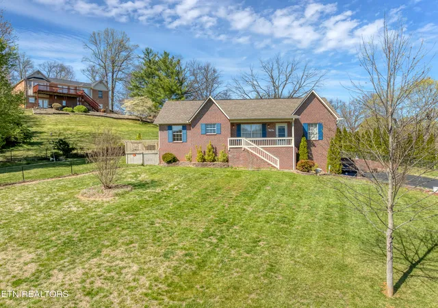 Homes for sale in Morristown, TN | 1580 Pin Oak Dr, Morristown, TN 37814 | MLS# 1334006