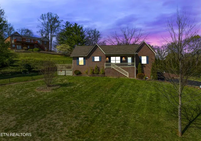 Homes for sale in Morristown, TN | 1580 Pin Oak Dr, Morristown, TN 37814 | MLS# 1334006