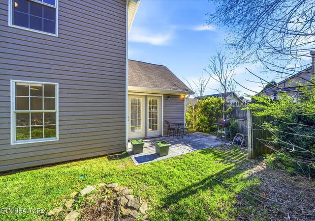 Photo 3 of Sale Pending at 7417 Burnheim Way, Knoxville, TN 37920 | MLS# 1334164 | Listing updated on 2026-10-10
