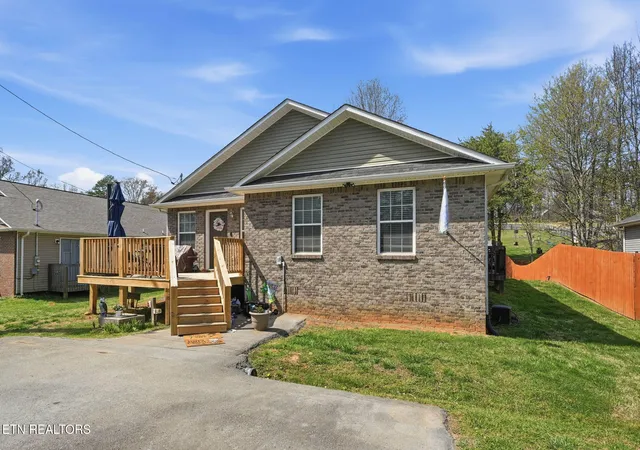 Homes for sale in Seymour, TN | 368 Overlook Dr, Seymour, TN 37865 | MLS# 1334346