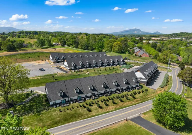 Homes for sale in Pigeon Forge, TN | 422 Fleeta Williams Wy, Pigeon Forge, TN 37862 | MLS# 1338042