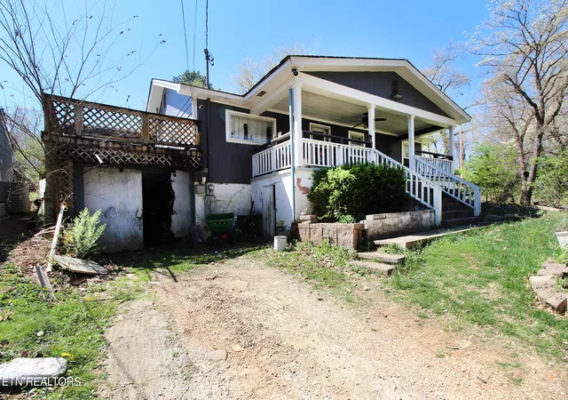 Homes for sale in Knoxville, TN | 1113 Yellowstone Rd, Knoxville, TN 37914 | MLS# 1346471