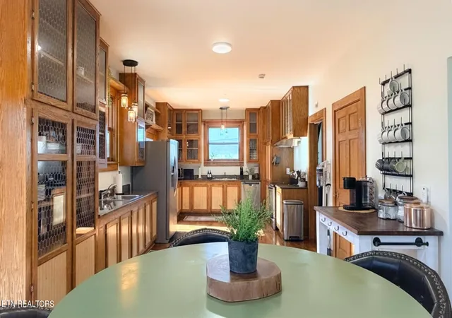 Photo 4 of Single family home for sale at 2417 Sylvan Glen Way, Pigeon Forge, TN 37863 | MLS# 1335100 | Listing updated on 2026-09-10