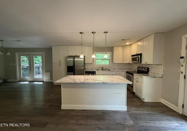 Photo 4 of Sale Pending at 6601 Hilda Ln, Knoxville, TN 37921 | MLS# 1334468 | Listing updated on 2026-06-29