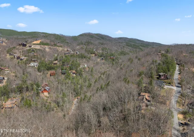 59th image of 409 Matterhorn Dr, Gatlinburg, TN 37738 | MLS# 1334827