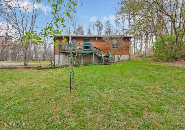 Homes for sale in Crossville, TN | 70 Linger Lake Dr, Crossville, TN 38571 | MLS# 1334536