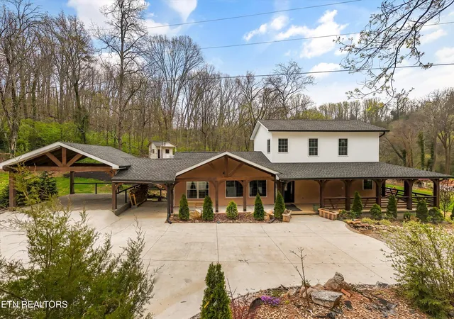Photo 1 of Sale Pending at 6505 Neubert Springs Rd, Knoxville, TN 37920 | MLS# 1336966 | Listing updated on 2026-06-18