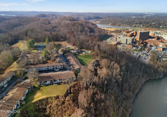 33rd image of 1900 Cherokee Blf Dr, Knoxville, TN 37920 | MLS# 1334588