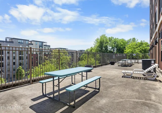 Homes for sale in Knoxville, TN | 1700 Clinch Ave #311, Knoxville, TN 37916 | MLS# 1335461