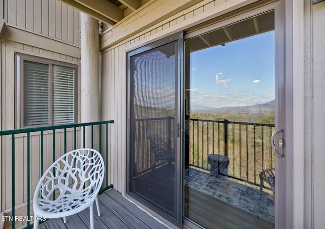 Homes for sale in Gatlinburg, TN | 3710 Weber Rd #UNIT 207-E, Gatlinburg, TN 37738 | MLS# 1334877