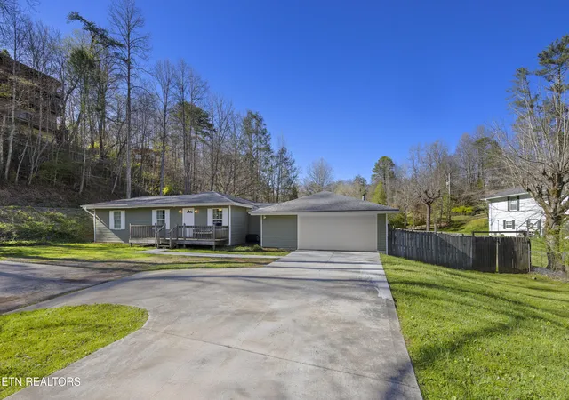 1st image of 1189 Cole Ln, Gatlinburg, TN 37738 | MLS# 1334652