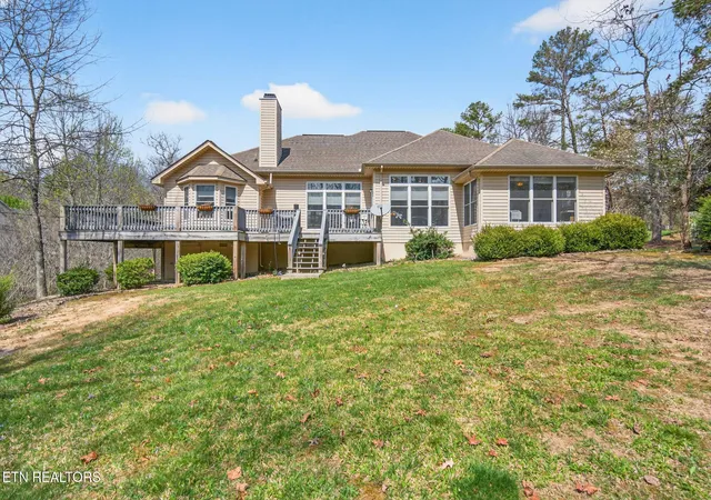 Photo 3 of Single family home for sale at 16 Conrad Cir, Crossville, TN 38558 | MLS# 1335346 | Listing updated on 2026-04-03