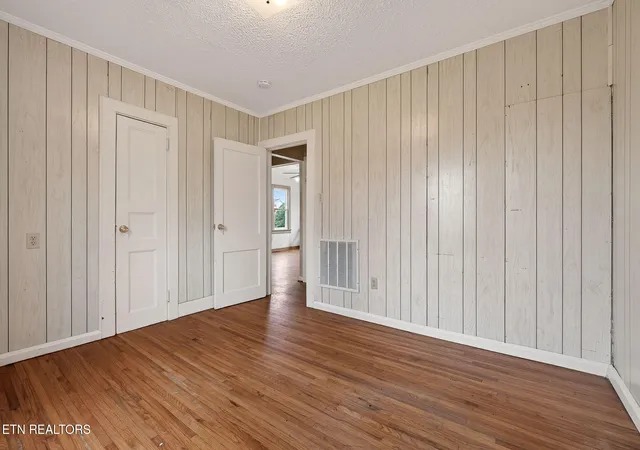 Photo 3 of Single family home for sale at 143 Virginia St, Cookeville, TN 38506 | MLS# 1334926 | Listing updated on 2026-09-08