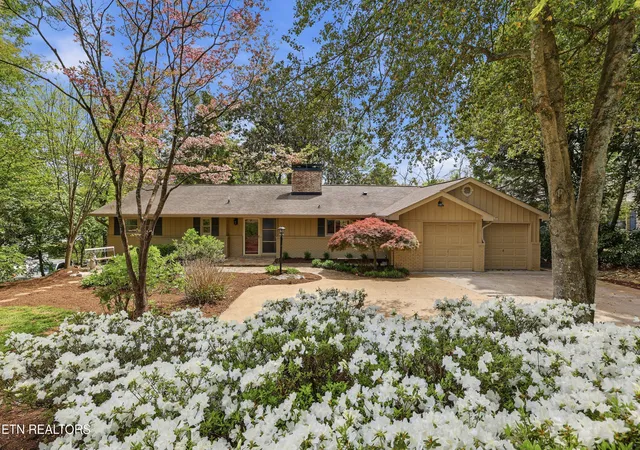 Photo 1 of Single family home for sale at 6920 Stone Ml Dr, Knoxville, TN 37919 | MLS# 1335935 | Listing updated on 2026-08-24