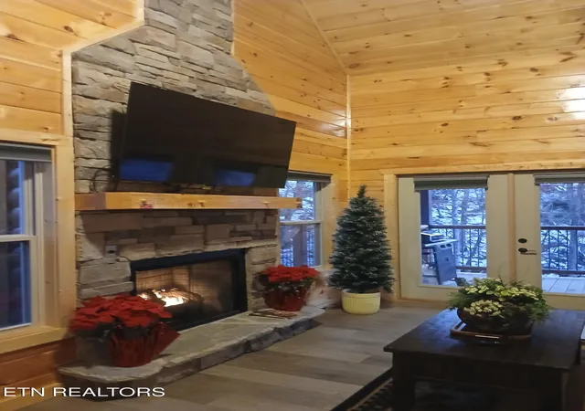 2nd image of 2218 Ridgeland Cir #4, Sevierville, TN 37862 | MLS# 1335022