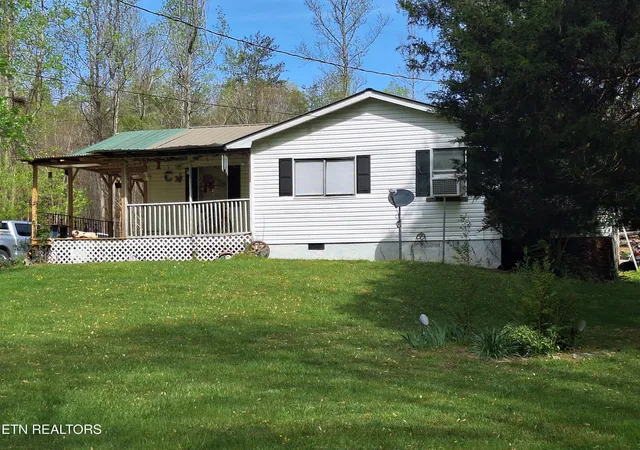 2nd image of 180 Walker Rd, Tellico Plains, TN 37385 | MLS# 1335592
