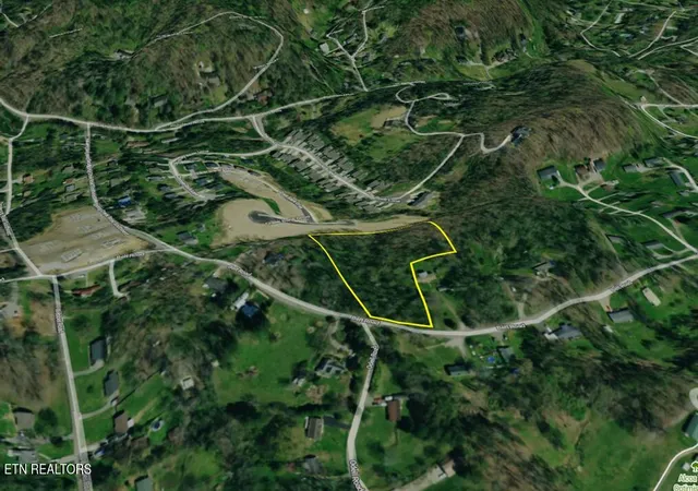4th image of 2147 Belt Rd, Knoxville, TN 37920 | MLS# 1334801