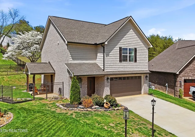 2nd image of 2327 Torrey Pines Dr, Maryville, TN 37801 | MLS# 1335412