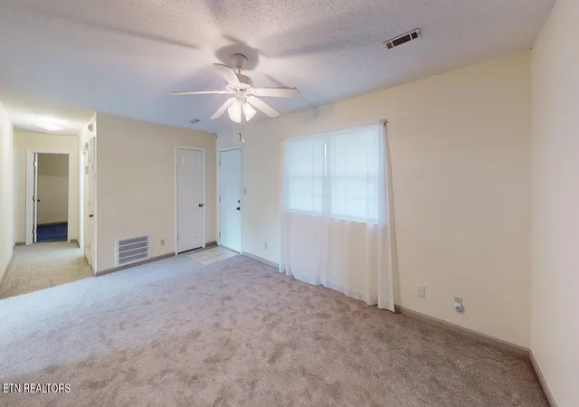 Photo 3 of Single family home for sale at 4620 Jersey Pike, Chattanooga, TN 37416 | MLS# 1334838 | Listing updated on 2026-10-02