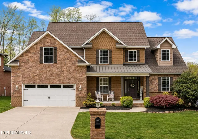 Homes for sale in Knoxville, TN | 1451 Branch Field Ln, Knoxville, TN 37918 | MLS# 1335005