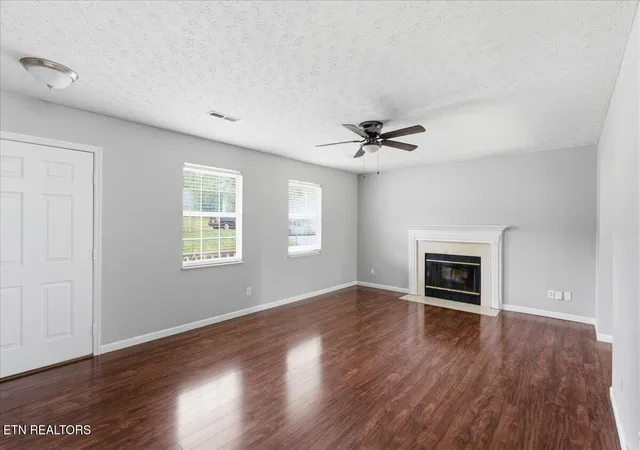 3rd image of 2004 Knoll Tree Dr, Knoxville, TN 37932 | MLS# 1334985