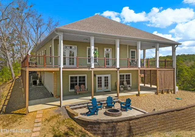 Homes for sale in Dandridge, TN | 2017 Paradise Hills Rd, Dandridge, TN 37725 | MLS# 1335141