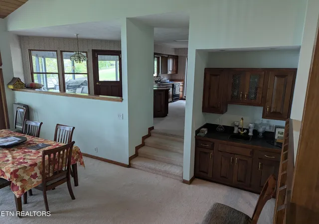 Photo 4 of Single family home for sale at 124 Sugarbush Cir, Crossville, TN 38558 | MLS# 1334941 | Listing updated on 2026-04-01
