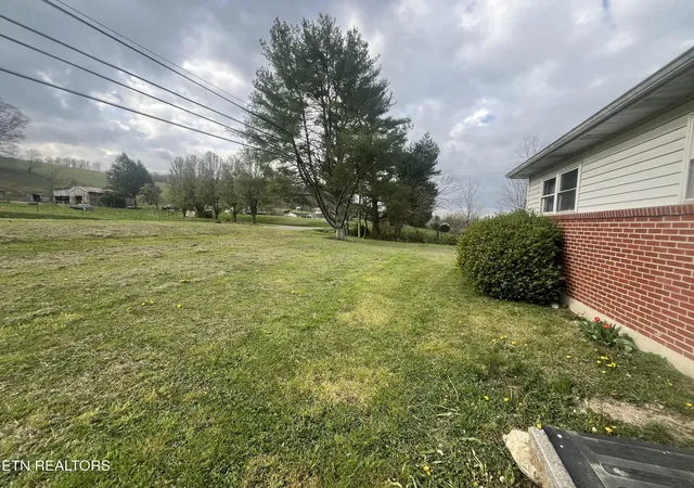 Homes for sale in Rose Hill, VA | 3981 Doctor Thomas Walker Rd, Rose Hill, VA 24281 | MLS# 1334998