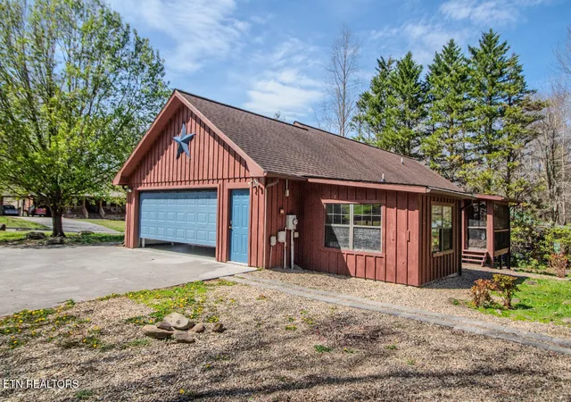 Photo 3 of Single family home for sale at 134 Laurel Tr, Cosby, TN 37722 | MLS# 1335799 | Listing updated on 2026-10-03