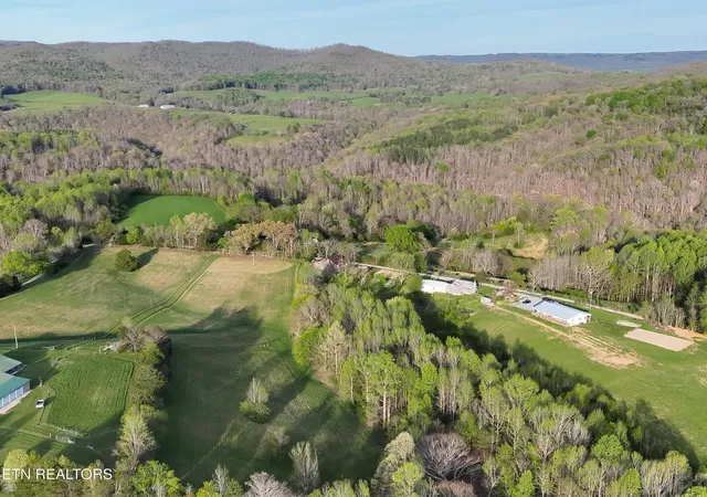 2nd image of 171 Gooseneck Ln, Jamestown, TN 38556 | MLS# 1335024