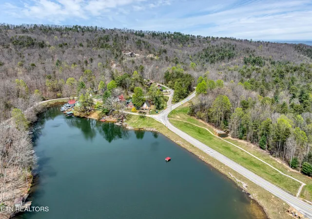 25th image of 6871 Holiday Dr, Tallassee, TN 37878 | MLS# 1335260
