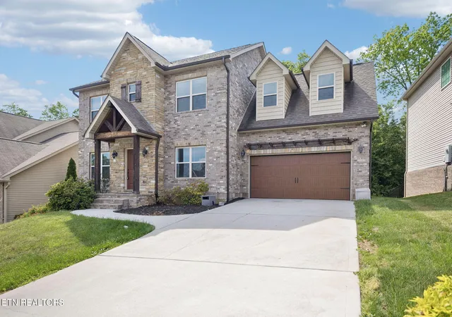 2nd image of 1325 Sloping Hl Ln, Knoxville, TN 37931 | MLS# 1335039