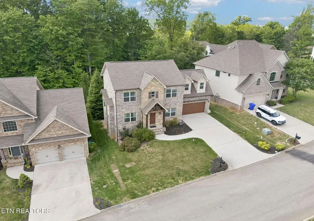 5th image of 1325 Sloping Hl Ln, Knoxville, TN 37931 | MLS# 1335039