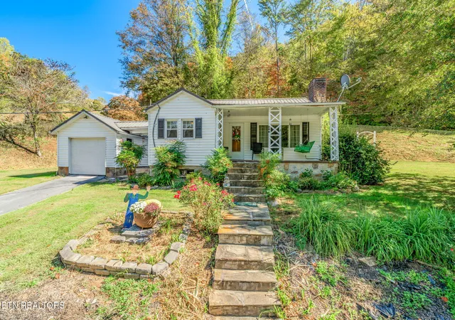 2nd image of 858 N Shiloh Rd, Seymour, TN 37865 | MLS# 1335045