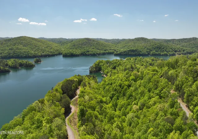 Photo 2 of Land for sale at Lot 31 Ridgeland Dr, Sharps Chapel, TN 37866 | MLS# 1335206 | Listing updated on 2026-04-20