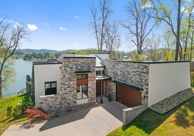 1st image of 731 Bowman Bend Rd, Harriman, TN 37748 | MLS# 1335407
