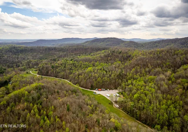 Homes for sale in Oliver Springs, TN | 1534 Cove Ln, Oliver Springs, TN 37840 | MLS# 1335294